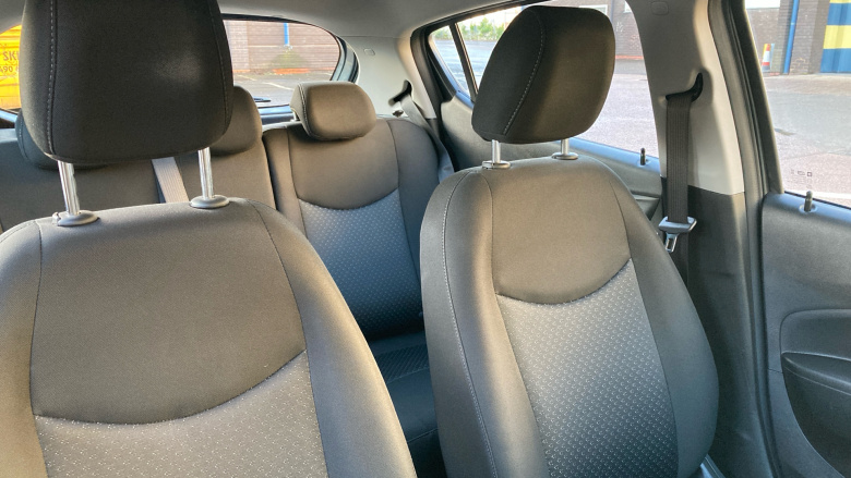 Vauxhall Viva 1.0 SE 5dr [A/C] Petrol Hatchback